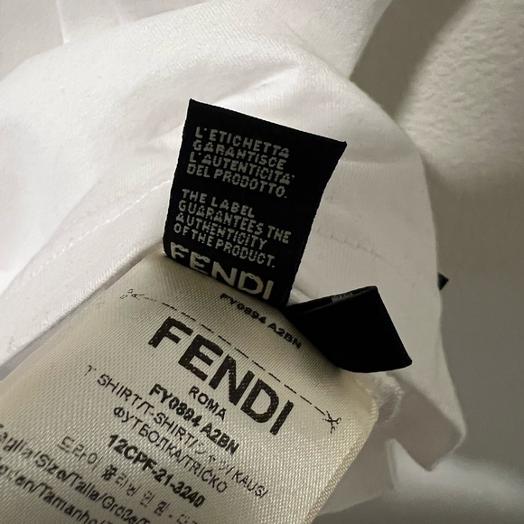 Fendi Men Tshirt Size M - Picture 7 of 7
